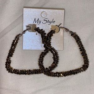 Heart shaped earrings — BRAND NEW